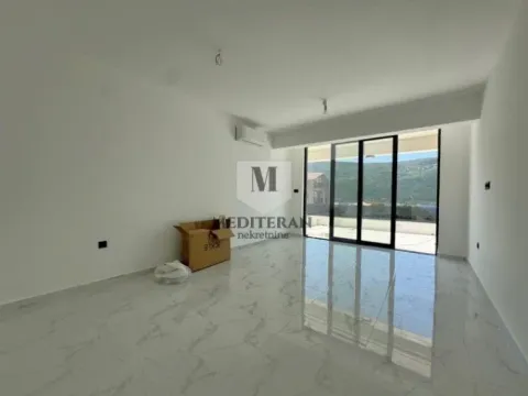 Sale, one bedroom apartment, 42m², Kumbor, Herceg Novi