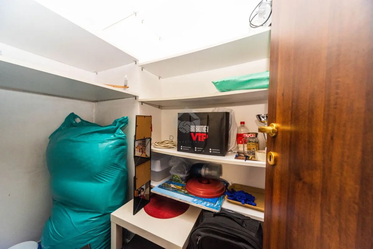 Prodaja, dvosoban stan, 72m², Momišići, Podgorica