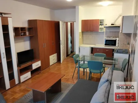Rent, studio apartment, 27m², Centar, Novi Sad - image 2
