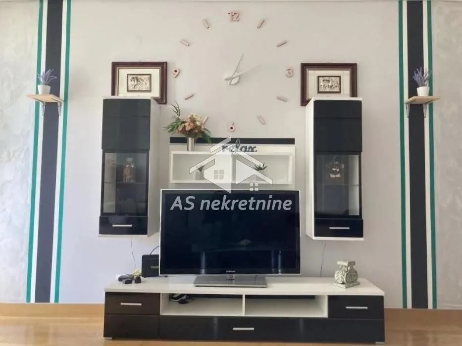 Rent, two bedroom apartment, 63m², Savski Venac, Beograd