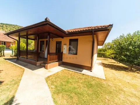 Izdavanje, kuća, 80m², Podgorica, Crna Gora - image 2