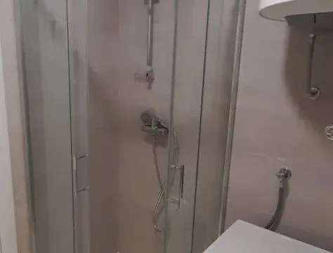 Izdavanje, jednosoban stan, 35m², Salajka, Novi Sad Sve Podlokacije - image 8