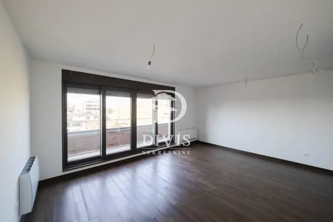 Sale, three bedroom apartment, 119m², Kalenić Pijaca, Vračar Sve Podlokacije