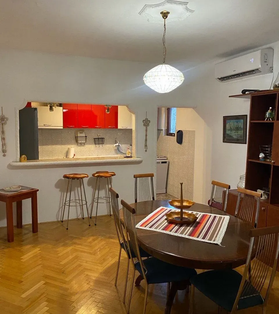 Rent, house, 106m², Pobrežje, Podgorica