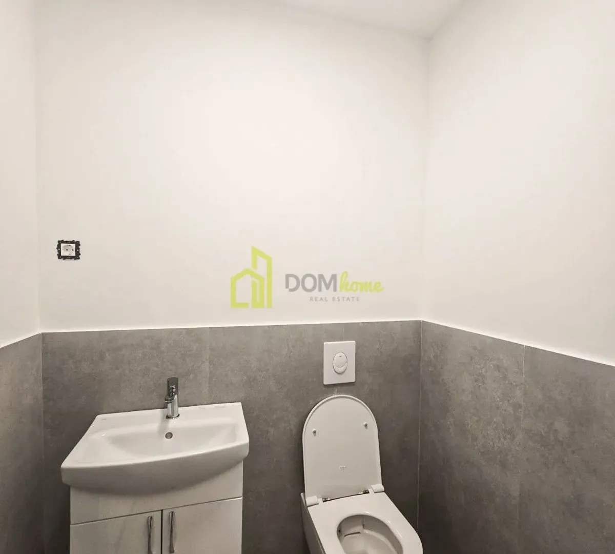 Rent, office space, 95m², City Kvart, Podgorica