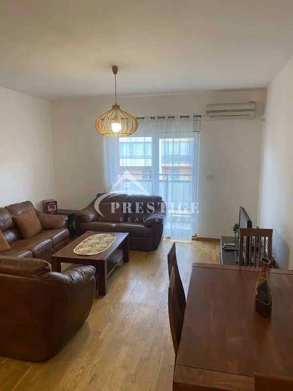 Izdavanje, jednosoban stan, 52m², City Kvart, Podgorica