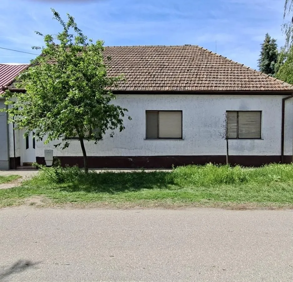 Prodaja, kuća, 129m², Kikinda, Srbija