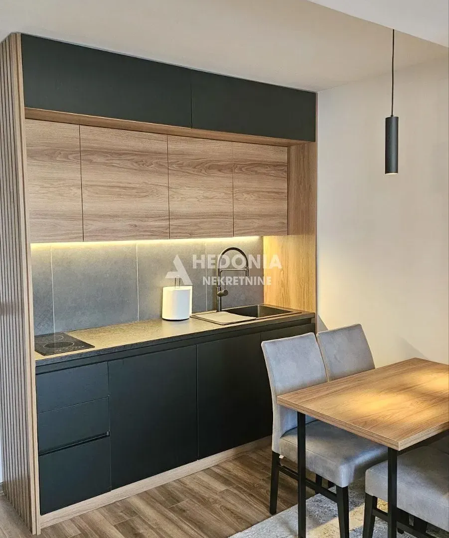 Prodaja, dvosoban stan, 46m², Kraljevi Čardaci, Kopaonik