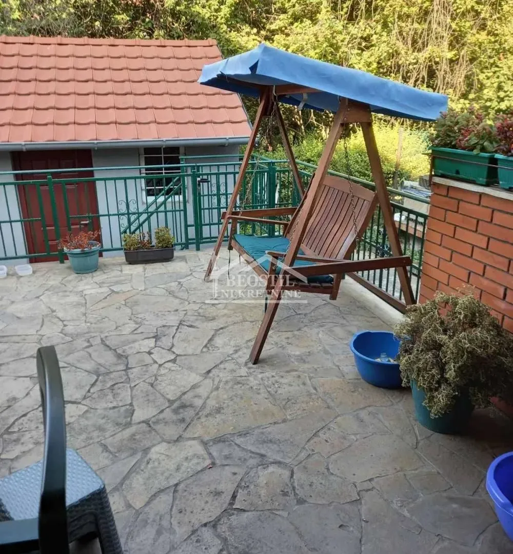Prodaja, dvosoban stan, 52m², Zemun Sve Podlokacije, Beograd