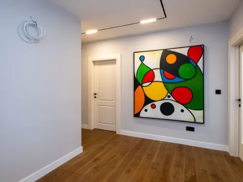 Izdavanje, trosoban stan, 163m², Preko Morače, Podgorica - image 2