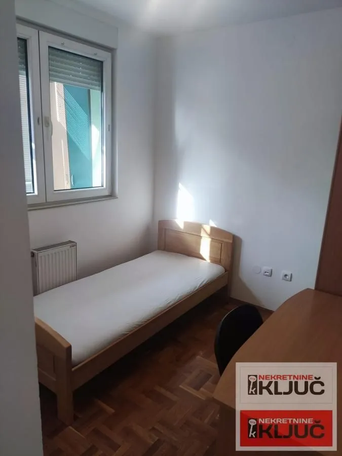 Izdavanje, jednosoban stan, 41m², Socijalno, Novi Sad Sve Podlokacije
