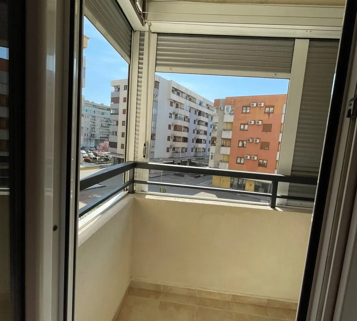 Rent, one bedroom apartment, 40m², Stari Aerodrom, Podgorica