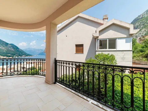 Prodaja, kuća, 507m², Dobrota, Kotor - image 49