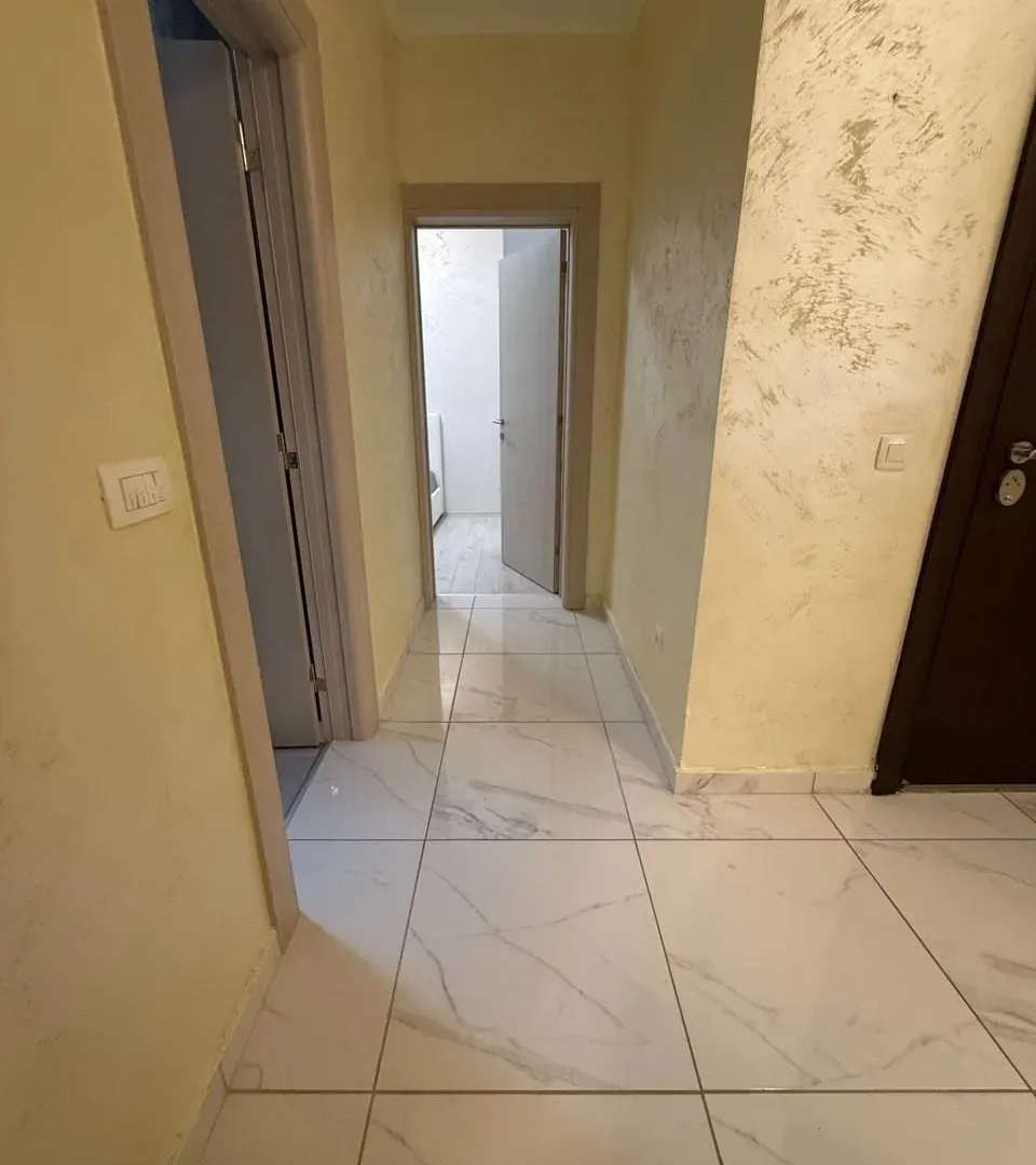 Prodaja, garsonjera, 68m², Dubovica, Budva