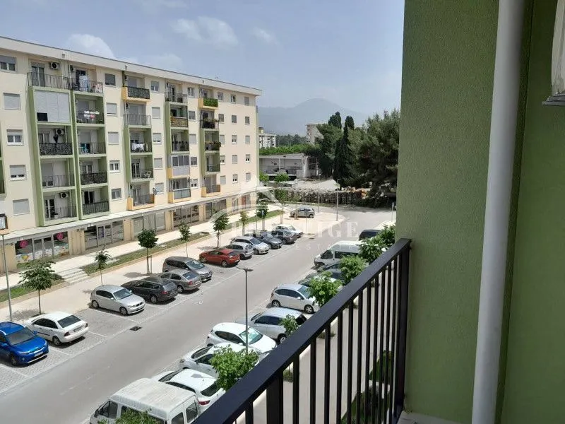 Rent, one bedroom apartment, 40m², Pobrežje, Podgorica