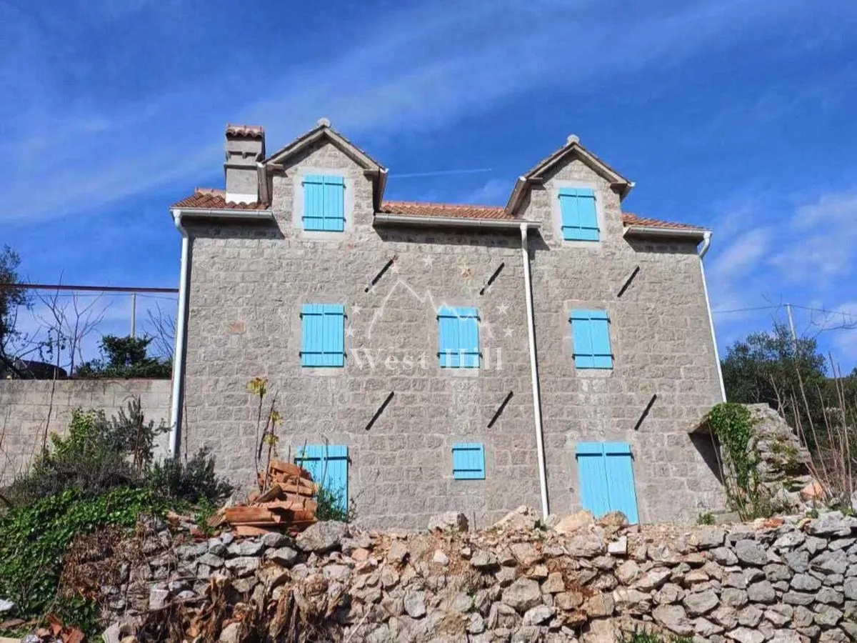 Prodaja, kuća, 140m², Budva, Crna Gora