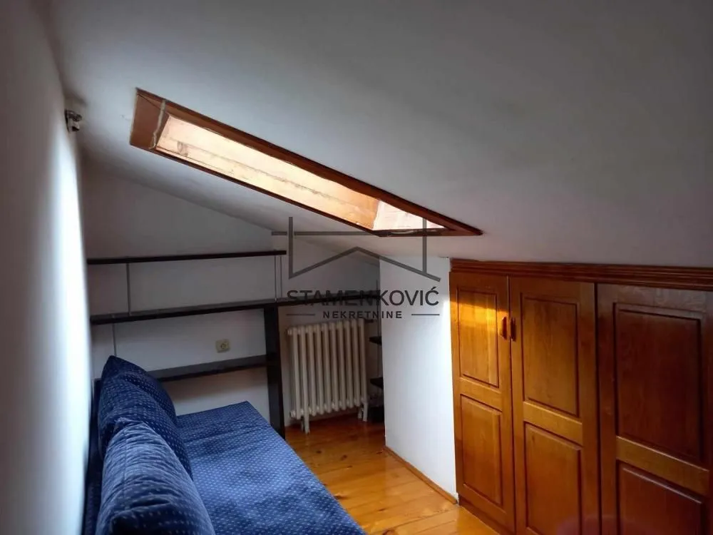 Prodaja, četvorosoban stan, 81m², Sajam, Novi Sad Sve Podlokacije