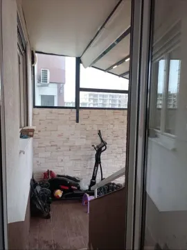 Natkrivena terasa sa spravama za vježbanje. - image 6