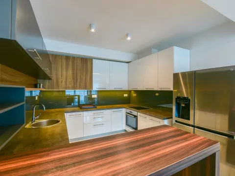 Prodaja, trosoban stan, 121m², Bečići, Budva - image 9