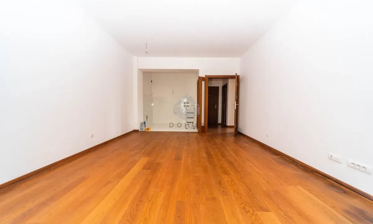 Prodaja, dvosoban stan, 69m², Momišići, Podgorica