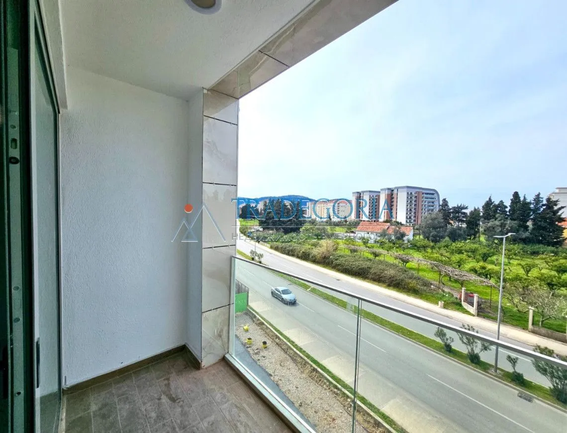Prodaja, dvosoban stan, 70m², Bar, Crna Gora