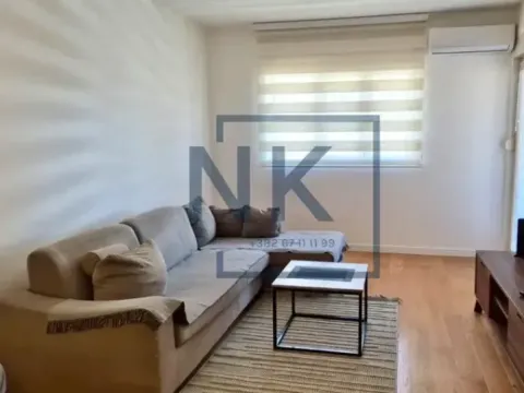 Izdavanje, jednosoban stan, 49m², Central Point, Podgorica