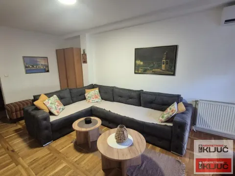 Prodaja, dvosoban stan, 64m², Centar, Novi Sad - image 2
