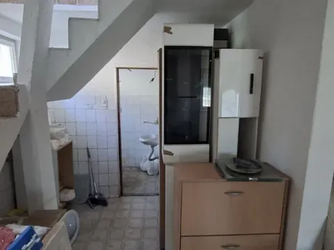Prodaja, kuća, 61m², Voždovac Sve Podlokacije, Beograd - image 5