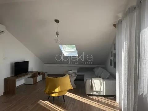 Izdavanje, stan, 85m², Tivat, Crna Gora - image 2
