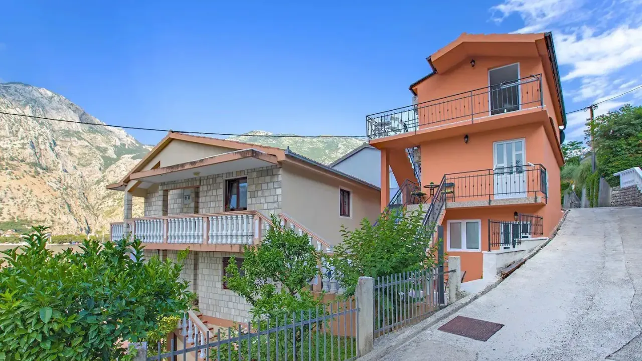 Sale, house, 423m², Muo, Kotor