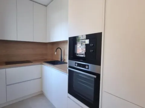 Prodaja, jednosoban stan, 46m², Centar, Budva - image 11
