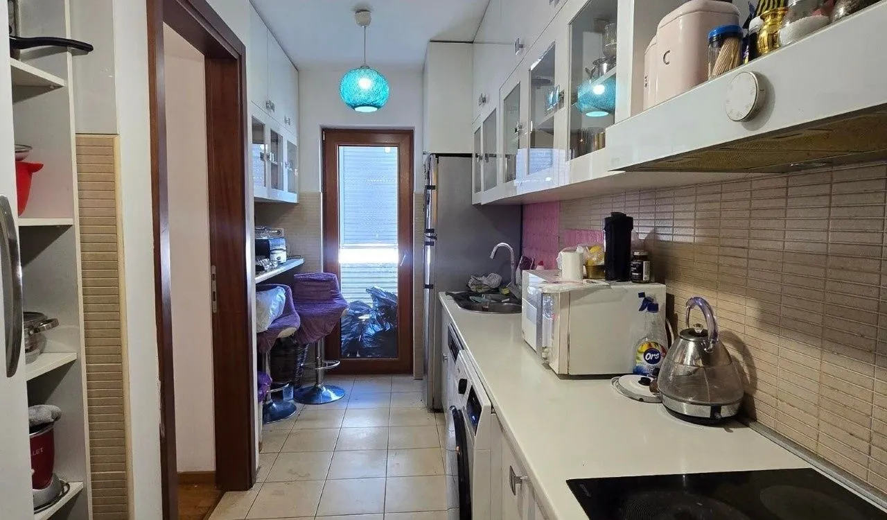 Prodaja, trosoban stan, 120m², Tološka šuma, Podgorica