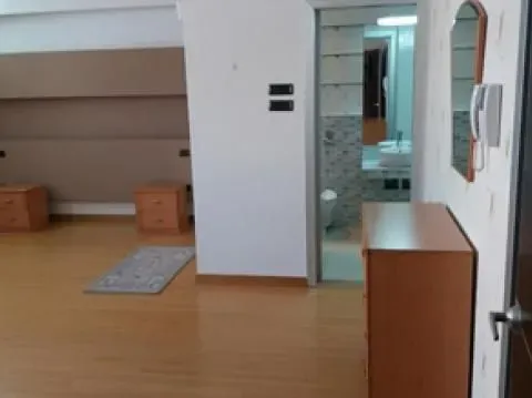 Izdavanje, četvorosoban stan, 180m², Vračar Sve Podlokacije, Beograd - image 7