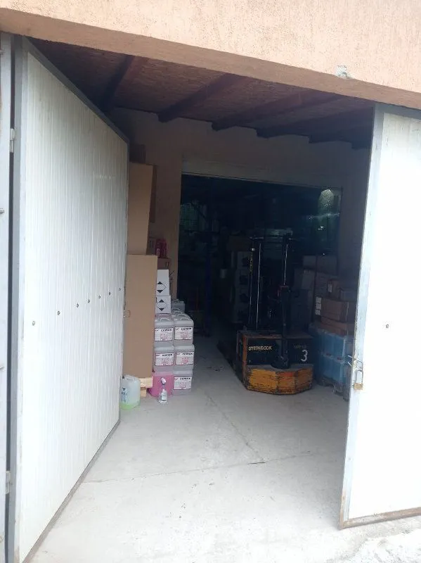 Rent, office space, 337m², Altina, Beograd