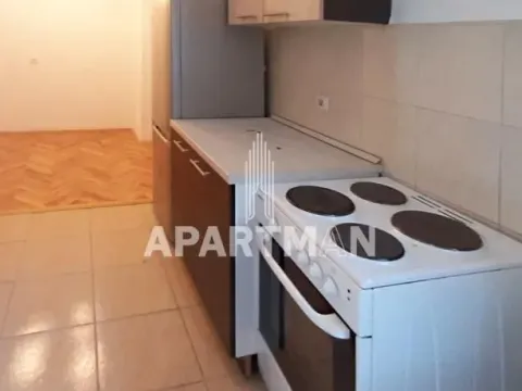 Prodaja, jednosoban stan, 38m², Kalenić Pijaca, Vračar Sve Podlokacije - image 4