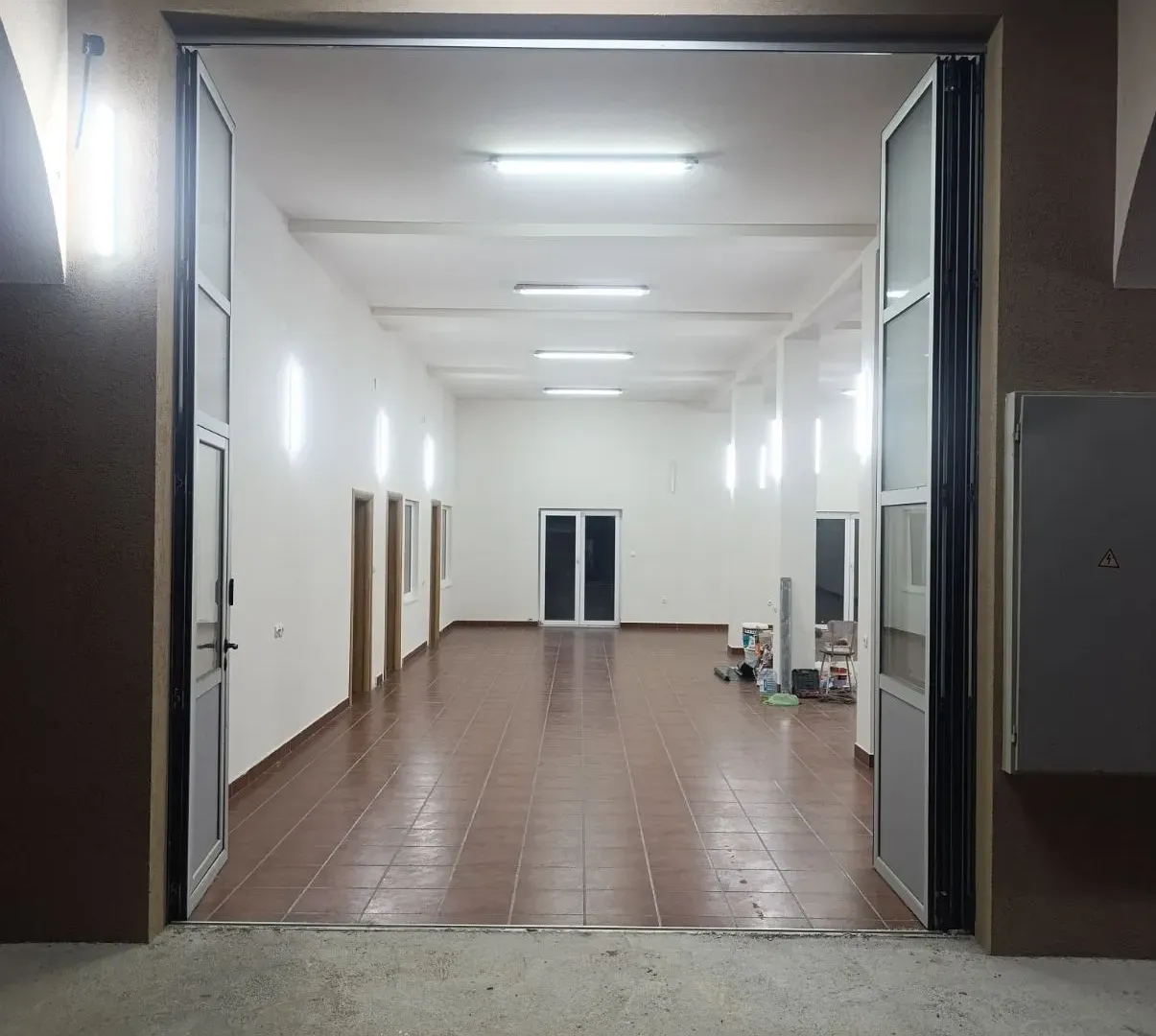 Rent, office space, 160m², Kaludjerica, Grocka
