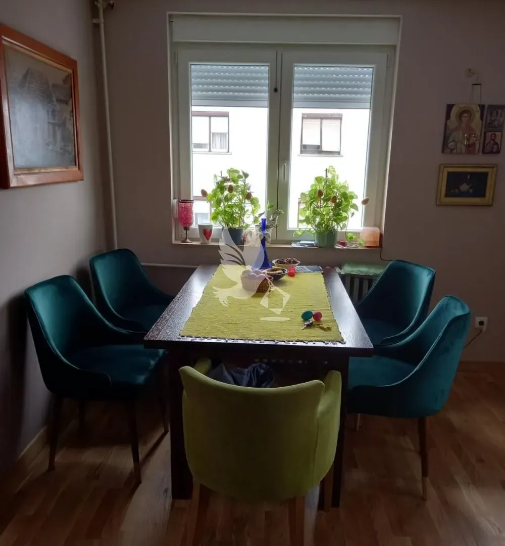Prodaja, dvosoban stan, 54m², Mladenovac, Beograd