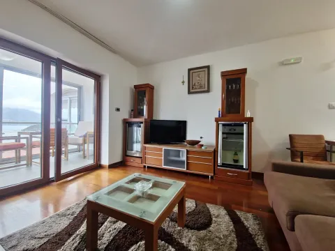 Izdavanje, jednosoban stan, 50m², Budva, Crna Gora - image 4