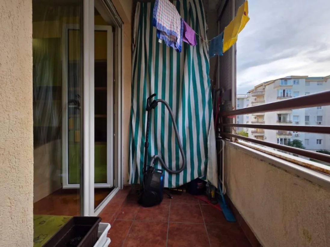 Izdavanje, dvosoban stan, 58m², Zagorič, Podgorica