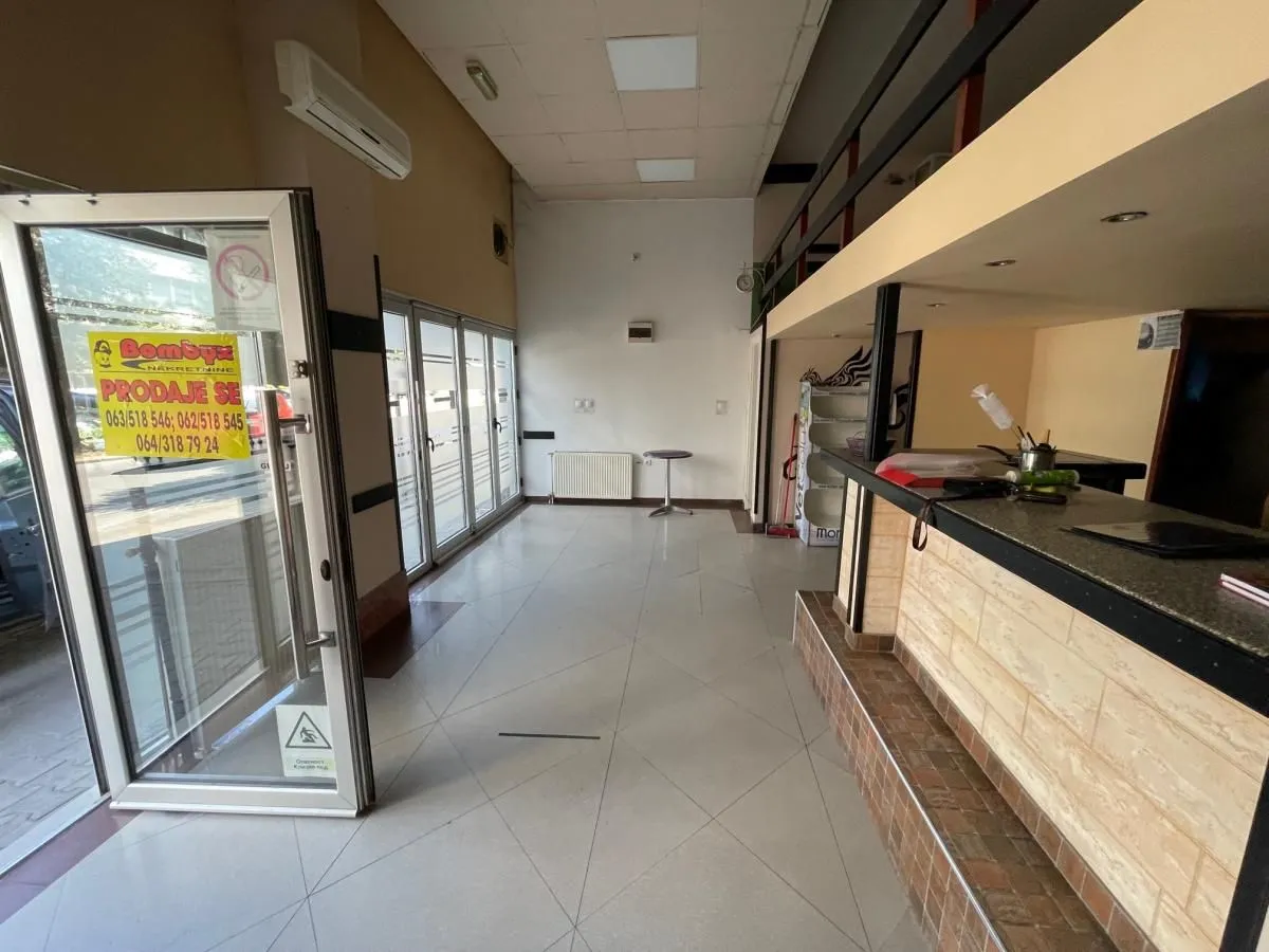 Rent, office space, 40m², Socijalno, Novi Sad Sve Podlokacije