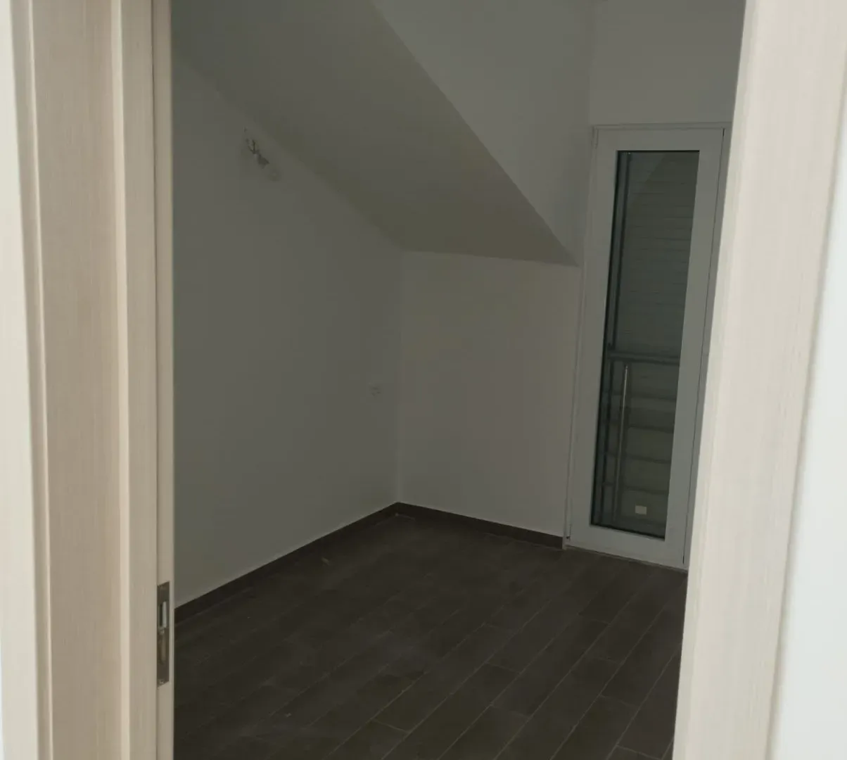 Prodaja, dvosoban stan, 74m², Herceg Novi, Crna Gora