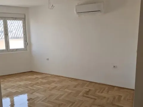 Sale, two bedroom apartment, 54m², Medijana, Niš - image 15