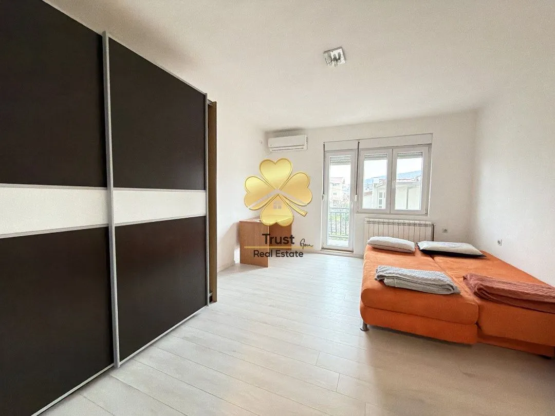 Rent, house, 200m², Tološi, Podgorica