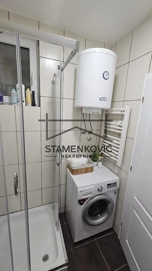 Prodaja, jednosoban stan, 39m², Socijalno, Novi Sad Sve Podlokacije