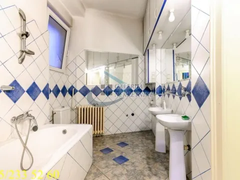 Prodaja, četvorosoban stan, 120m², Stari Grad, Beograd - image 13