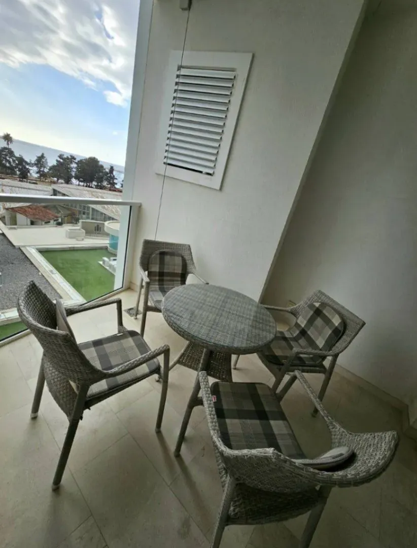 Sale, two bedroom apartment, 77m², Tre Canne, Budva