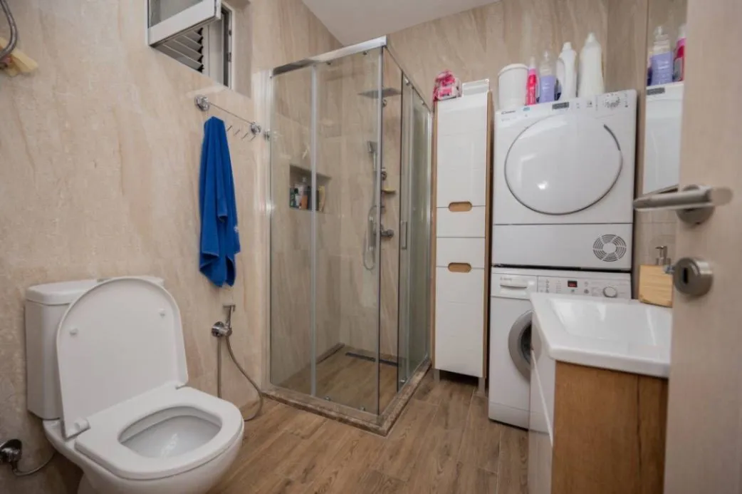 Rent, house, 400m², Momišići, Podgorica