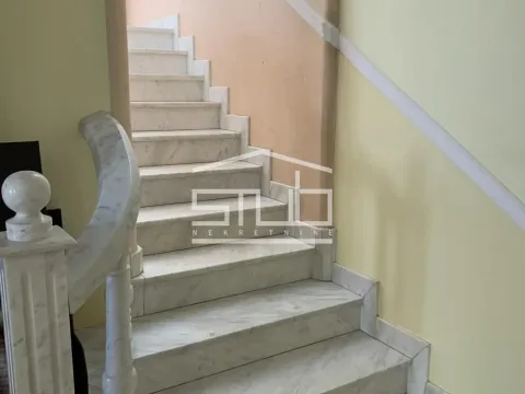 Izdavanje, kuća, 480m², Stari Grad, Beograd - image 13