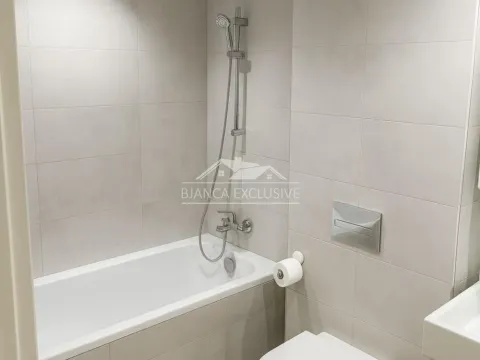 Prodaja, trosoban stan, 76m², Savski Venac, Beograd - image 16