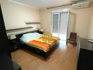 Izdavanje, trosoban stan, 68m², Rafailovići, Budva - image 7